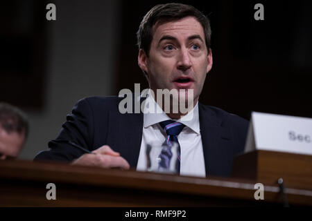 Washington, Vereinigte Staaten von Amerika. 14 Feb, 2019. Stellvertretende Verteidigungsminister Owen West bezeugt vor dem Senate Armed Services Committee auf dem Capitol Hill in Washington, DC am 14. Februar 2019. Credit: Alex Edelman/CNP | Verwendung der weltweiten Kredit: dpa/Alamy leben Nachrichten Stockfoto