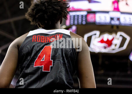 Columbia, SC, USA. 14 Feb, 2019. Georgia Bulldogs freuen Caliya Robinson (4) Setup für den inbounds Pass in der sek Basketball matchup im Colonial Life Arena in Columbia, SC. (Scott Kinser/Cal Sport Media) Credit: Csm/Alamy leben Nachrichten Stockfoto