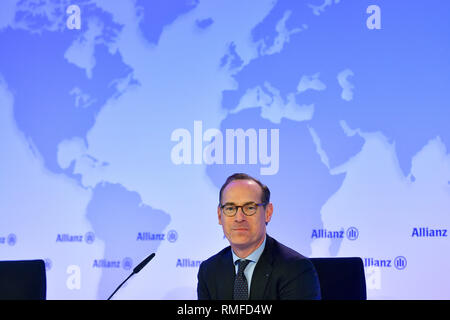 München, Deutschland. 15 Feb, 2019. Oliver Baete (Vorsitzender des Vorstands der Allianz SE), single Bild, single Motiv, Porträt, Porträt, Porträt. Die Allianz SE, die Bilanzpressekonferenz am 15.02.2019. | Verwendung der weltweiten Kredit: dpa/Alamy leben Nachrichten Stockfoto