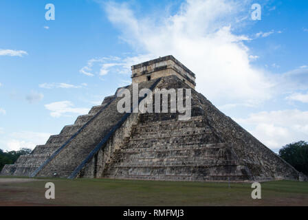 El Castillo, Chichen Itza, Mexiko, nach einem Sturm Stockfoto