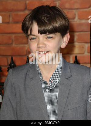 Jun 10, 2015 - London, England, UK-'Mr Holmes'-UK Premiere, Kensington Odeon, Kensington High Street - Roter Teppich Ankünfte Foto zeigt: Milo Parke Stockfoto