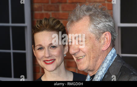 Jun 10, 2015 - London, England, UK-'Mr Holmes'-UK Premiere, Kensington Odeon, Kensington High Street - Roter Teppich Ankünfte Foto zeigt: Laura Linn Stockfoto