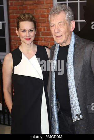 Jun 10, 2015 - London, England, UK-'Mr Holmes'-UK Premiere, Kensington Odeon, Kensington High Street - Roter Teppich Ankünfte Foto zeigt: Laura Linn Stockfoto