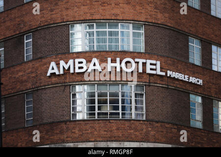 Marble Arch, London, UK, 7. Februar 2019, Amba Hotel Gebäude Stockfoto