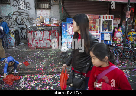 Forsyth Street neben Sara D Roosevelt Park zum chinesischen Neujahrsfest, wo feste Willkommen im Jahr des Schweins 2019 stattfanden. Stockfoto