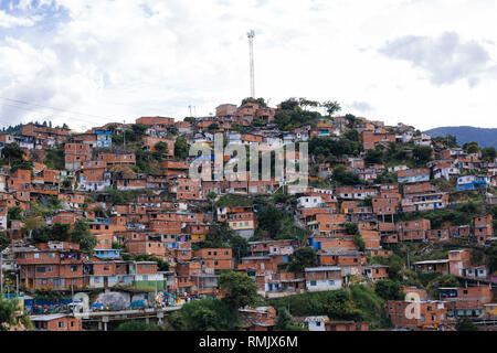 Hang informellen Gehäuse, Comuna 13, in Medellin, Kolumbien Stockfoto