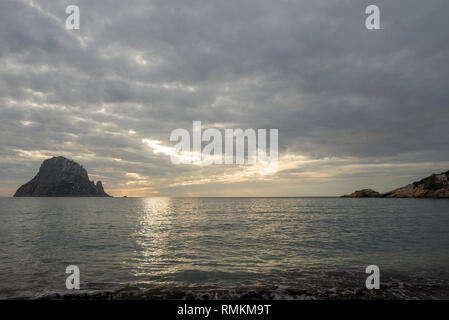 Sonnenuntergang auf der Insel Es Vedra Ibiza, Spanien Stockfoto