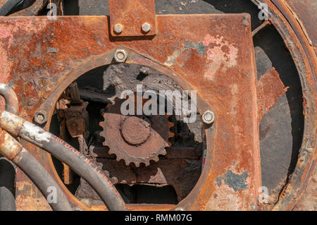 Rostiges Zahnrad und pneumatischen Mechanismus Stockfoto