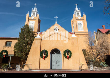 Albuquerque, New Mexico, Vereinigte Staaten von Amerika - 3. Januar 2017. Außenansicht von San Felipe de Neri Kirche aus dem Jahre 1793, in Albuquerque, New Mexico. Stockfoto