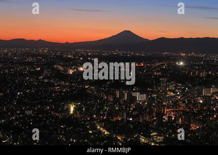 Antenne Stadtbild bei Sonnenuntergang, Yokohama, Japan Stockfoto