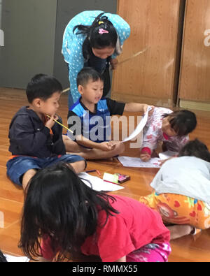 Thai Lehrer und Schüler in der Klasse Stockfoto