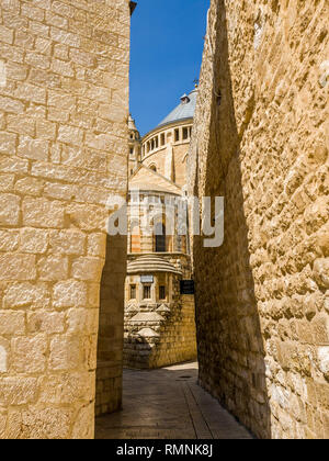 Blick auf die Abtei von 1352 (Kirche im Abendmahlssaal) auf Zion, Israel. Stockfoto