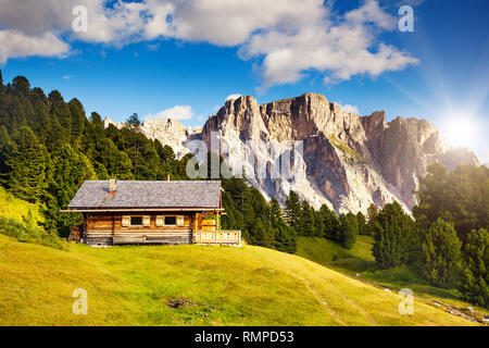 Tolle Aussicht auf den Pizes de Cir-ridge, Grödner Tal. Nationalpark der Dolomiten, Südtirol. Lage St. Ulrich, St. Christina und Wolkenstein, Italien, Eu Stockfoto