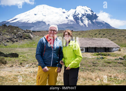 Antisana, Ecuador. 15 Feb, 2019. Bundespräsident Dr. Frank-Walter Steinmeier und seine Frau Elke Büdenbender Besuch der Alexander-von-Humboldt-Hütte in der antisana Naturpark und Nationalpark. Bundespräsident Steinmeier und seine Frau besuchen, Kolumbien und Ecuador anläßlich des 250 Alexander von Humboldt's Geburtstag im Rahmen einer 5-tägigen Reise nach Lateinamerika. Quelle: Bernd von Jutrczenka/dpa/Alamy leben Nachrichten Stockfoto