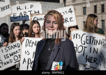 Jugend Streik 4 Klima. Tausende Schüler und Studenten gehen aus von den Lektionen, die in Westminster als Teil eines landesweiten Streik aus Protest gegen den Klimawandel Stockfoto