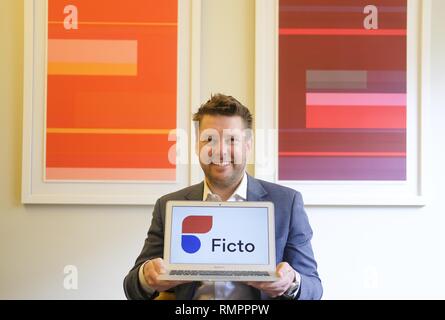 Los Angeles, Kalifornien, USA. 9 Jan, 2019. Mike Esola, der Gründer/CEO der Fiktion Riot. Credit: Ringo Chiu/ZUMA Draht/Alamy leben Nachrichten Stockfoto