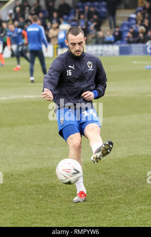 Kingston, UK. 16. Februar 2019. Dylan Connolly der AFC Wimbledon erwärmt, während der Der FA Cup 5 Runde zwischen AFC Wimbledon und Millwall im Cherry Red Records Stadion, Kingston, England am 16. Februar 2019. Foto von Ken Funken. Nur die redaktionelle Nutzung, eine Lizenz für die gewerbliche Nutzung erforderlich. Keine Verwendung in Wetten, Spiele oder einer einzelnen Verein/Liga/player Publikationen. Credit: UK Sport Pics Ltd/Alamy Live News Credit: UK Sport Pics Ltd/Alamy leben Nachrichten Stockfoto