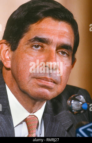 CARACAS, Venezuela - Februar 3, 1989: Oscar Arias, Präsident von Costa Rica, in der Pressekonferenz. Stockfoto