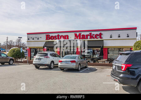 GREENSBORO, NC, USA -2/14/19: ein Boston Market Restaurant in Guilford College. Stockfoto