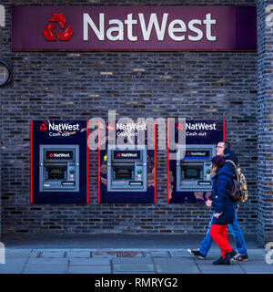 Bank Cash Machines Natwest Cash Machines - Natwest Bank Cashpoint Maschinen in einer Londoner Niederlassung Stockfoto