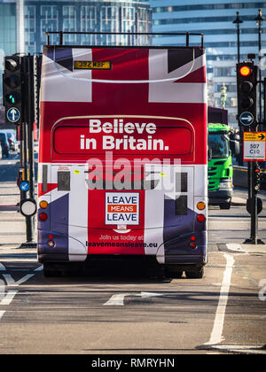 Brexit verlassen Bus-Kampagne Glauben in Großbritannien Bus in London verlassen in der Nähe der Parlamentsgebäude Stockfoto