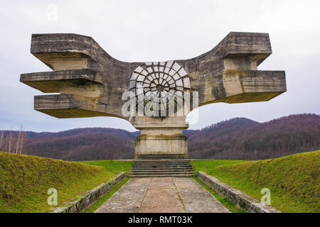 Podgaric, Kroatien - 30. Dezember 2018. Das Denkmal der Revolution des Volkes von Moslavina in Bjelovar-Bilogora County, zentrale Kroatien - ein Yug Stockfoto