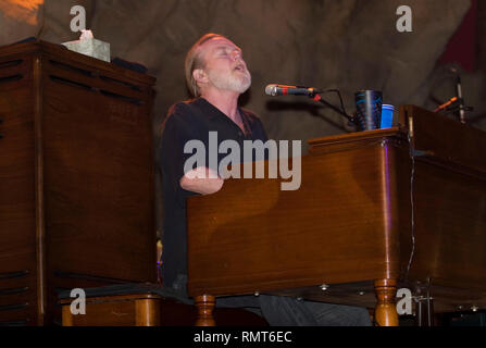 Gregg Allman ist gezeigt, die 'live' im Konzert mit seiner Band Gregg Allman & Freunde im Wolf den Lounge. Stockfoto