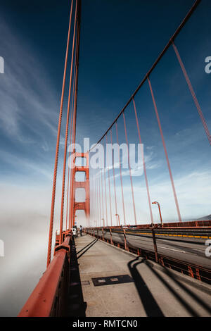 Golden Gate Bridge im Nebel. San Francisco. CA. Stockfoto