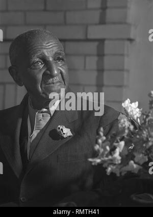 Dr. George Washington Carver, Tuskegee Institut, Alabama, USA, Arthur Rothstein, Farm Security Administration, März 1942 Stockfoto