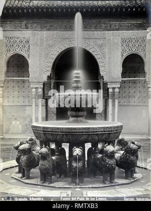 Granada, Fuente del Patio de Los Leones. Stockfoto