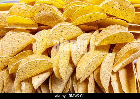 Ein Haufen von Taco Shells Stockfoto