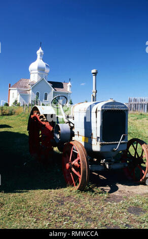 Oldtimer Traktor, ukrainische Kultur Zentrum, Alberta, Kanada Stockfoto