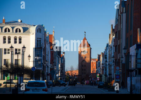 Gotische Brama Targowa (Stadttor) in der Altstadt von Elbing, Polen. 12. Februar 2019 © wojciech Strozyk/Alamy Stock Foto Stockfoto