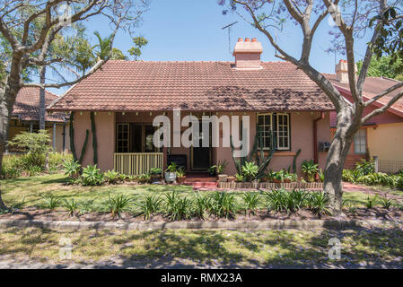 Eine der ursprünglichen Föderation Bungalow Cottages im Garten Vorort von Daceyville, Sydney, Australien gebaut Stockfoto