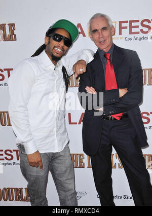 Lil Jon, Regisseur Lee Tamahori bei Devil's Doppelte Premiere am Königlichen Theater in Los Angeles. Lil Jon, Regisseur Lee Tamahori 16 Veranstaltung in Hollywood Leben - Kalifornien, Red Carpet Event, USA, Filmindustrie, Prominente, Fotografie, Bestof, Kunst, Kultur und Unterhaltung, Topix prominente Mode, Besten, Hollywood Leben, Event in Hollywood Leben - Kalifornien, Roter Teppich und backstage, Film Stars, TV Stars, Musik, Promis, Topix, Akteure aus dem gleichen Film, Cast und co Star zusammen. Anfrage tsuni@Gamma-USA.com, Kredit Tsuni/USA, 2011-Gruppe, TV und Film Cast Stockfoto