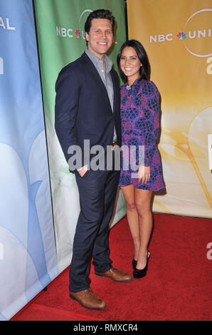 Olivia Munn, Hayes MacArthur - NBC tca Winter 2011 Party im Ritz Carlton Hotel in Pasadena. Olivia Munn, Hayes MacArthur 72 Veranstaltung in Hollywood Leben - Kalifornien, Red Carpet Event, USA, Filmindustrie, Prominente, Fotografie, Bestof, Kunst, Kultur und Unterhaltung, Topix prominente Mode, Besten, Hollywood Leben, Event in Hollywood Leben - Kalifornien, Roter Teppich und backstage, Film Stars, TV Stars, Musik, Promis, Topix, Akteure aus dem gleichen Film, Cast und co Star zusammen. Anfrage tsuni@Gamma-USA.com, Kredit Tsuni/USA, 2011-Gruppe, TV und Film Cast Stockfoto