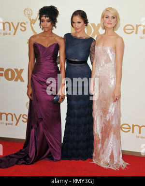 Ilonzeh Annie, Minka Kelly, Rachael Taylor an der Emmy Awards 2011 bei der Ankunft im Nokia Theater in Los Angeles. Ilonzeh Annie, Minka Kelly, Rachael Taylor 288 Veranstaltung in Hollywood Leben - Kalifornien, Red Carpet Event, USA, Filmindustrie, Prominente, Fotografie, Bestof, Kunst, Kultur und Unterhaltung, Topix prominente Mode, Besten, Hollywood Leben, Event in Hollywood Leben - Kalifornien, Roter Teppich und backstage, Film Stars, TV Stars, Musik, Promis, Topix, Akteure aus dem gleichen Film, Cast und co Star zusammen. Anfrage tsuni@Gamma-USA.com, Kredit Tsuni/USA, 2011-Gruppe, Stockfoto