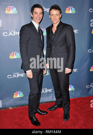 David Lyons, James Frain - Das Kap Premiere auf der Music Box Theatre in Los Angeles. David Lyons, James Frain 39 Veranstaltung in Hollywood Leben - Kalifornien, Red Carpet Event, USA, Filmindustrie, Prominente, Fotografie, Bestof, Kunst, Kultur und Unterhaltung, Topix prominente Mode, Besten, Hollywood Leben, Event in Hollywood Leben - Kalifornien, Roter Teppich und backstage, Film Stars, TV Stars, Musik, Promis, Topix, Akteure aus dem gleichen Film, Cast und co Star zusammen. Anfrage tsuni@Gamma-USA.com, Kredit Tsuni/USA, 2011-Gruppe, TV und Film Cast Stockfoto