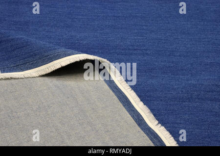 Jeans Stretch Blau aus Baumwolle und Elasthan Stockfoto