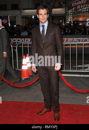 Chris Pine - Unstoppable Premiere auf dem Westwood Village Theater in Los Angeles. Chris Pine 17 Red Carpet Event, Vertikal, USA, Filmindustrie, Prominente, Fotografie, Bestof, Kunst, Kultur und Unterhaltung, Topix Prominente Fashion/Vertikal, Besten, Event in Hollywood Leben - Kalifornien, Roter Teppich und backstage, USA, Film, Stars, Film Stars, TV Stars, Musik, Promis, Fotografie, Bestof, Kunst, Kultur und Unterhaltung, Topix, vertikal, eine Person aus dem Jahr 2010, Anfrage tsuni@Gamma-USA.com Mode - Volle Länge Stockfoto