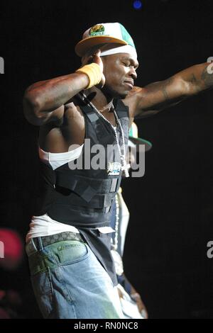 Rapper Curtis James Jackson III, besser bekannt unter seinem Künstlernamen 50 Cent bekannt, ist auf der Bühne ein Live Konzert Performance gezeigt. Stockfoto