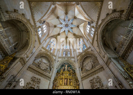 Burgos, Spanien - 24. März 2017. Innenraum der Constable Kapelle (Capilla de Los Condestables) an der Kathedrale der Heiligen Maria von Burgos (Santa Maria de Burgos Stockfoto