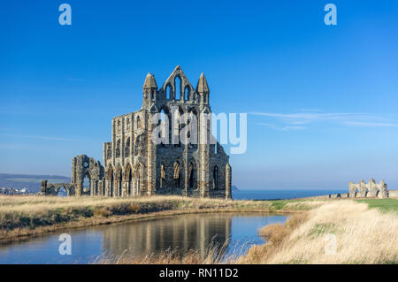 Whitby Abbey North Yorkshire. Das erste Kloster wurde in 657 AD von der angelsächsischen Ära König von Northumbria, Oswy (oswiu) als Streoneshalh gegründet. Stockfoto