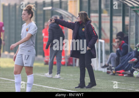 Foto Fabio Rossi/AS Roma/LaPresse 16/02/2019 Bergamo (Italien) Sport Calcio Orobica - Roma Campionato Serie A Femminile - Stadio Flaminio Centro Sportivo Nella Foto: Elisabetta Bavagnoli Foto Fabio Rossi/AS Roma/LaPresse 16/02/2019 Bergamo (Italien) Sport Fussball Orobica - Roma Frauen Serie A - Stadio Flaminio Centro Sportivo In der Pic: Elisabetta Bavagnoli Stockfoto