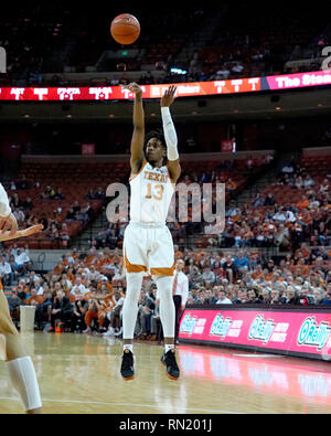 USA. 16. Februar 2019. Halbzeit. 16 Feb, 2019. Jase Febres #13 der Texas Longhorns in Aktion vs Oklahoma State Cowboys am Frank Erwin Center in Austin, Texas. Texas führt 38-27 an der Hälfte. Robert Backman/Cal Sport Media. Credit: Csm/Alamy leben Nachrichten Stockfoto