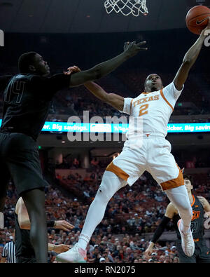 USA. 16. Februar 2019. Halbzeit. 16 Feb, 2019. Matt Coleman III #2 der Texas Longhorns in Aktion vs Oklahoma State Cowboys am Frank Erwin Center in Austin, Texas. Texas führt 38-27 an der Hälfte. Robert Backman/Cal Sport Media. Credit: Csm/Alamy leben Nachrichten Stockfoto