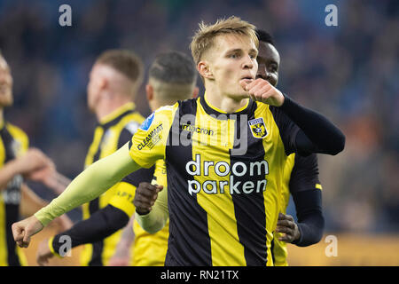 Arnheim, 16-02-2019, Stadion Gelredome, Saison 2018 / 2019, der niederländischen Eredivisie, Vitesse Spieler Martin Odegaard feiert die 2-0 während dem Spiel Vitesse - Willem II Stockfoto