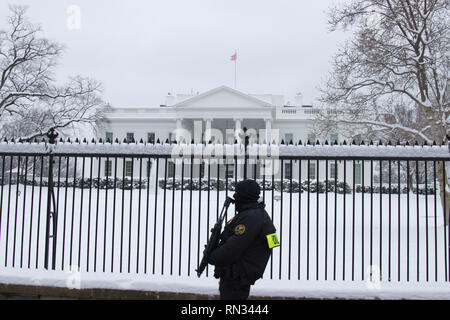 Secret Service White House USA Blick von Lafayette Park Winter Stockfoto