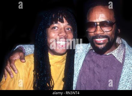 Rick James und Quincy Jones 1983 Foto von John Barrett/PHOTOlink Stockfoto