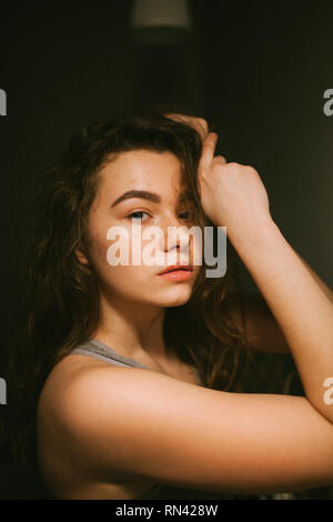Porträt der jungen Frau Stockfoto
